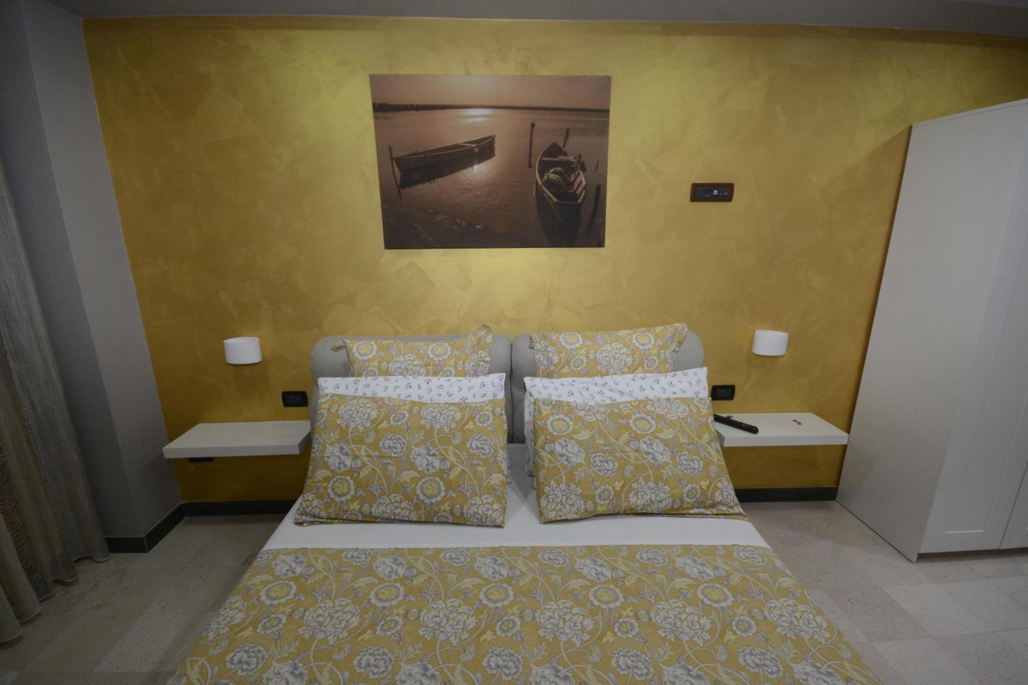 Al Vecchio Fontanile Bed & Breakfast Lesina Eksteriør bilde