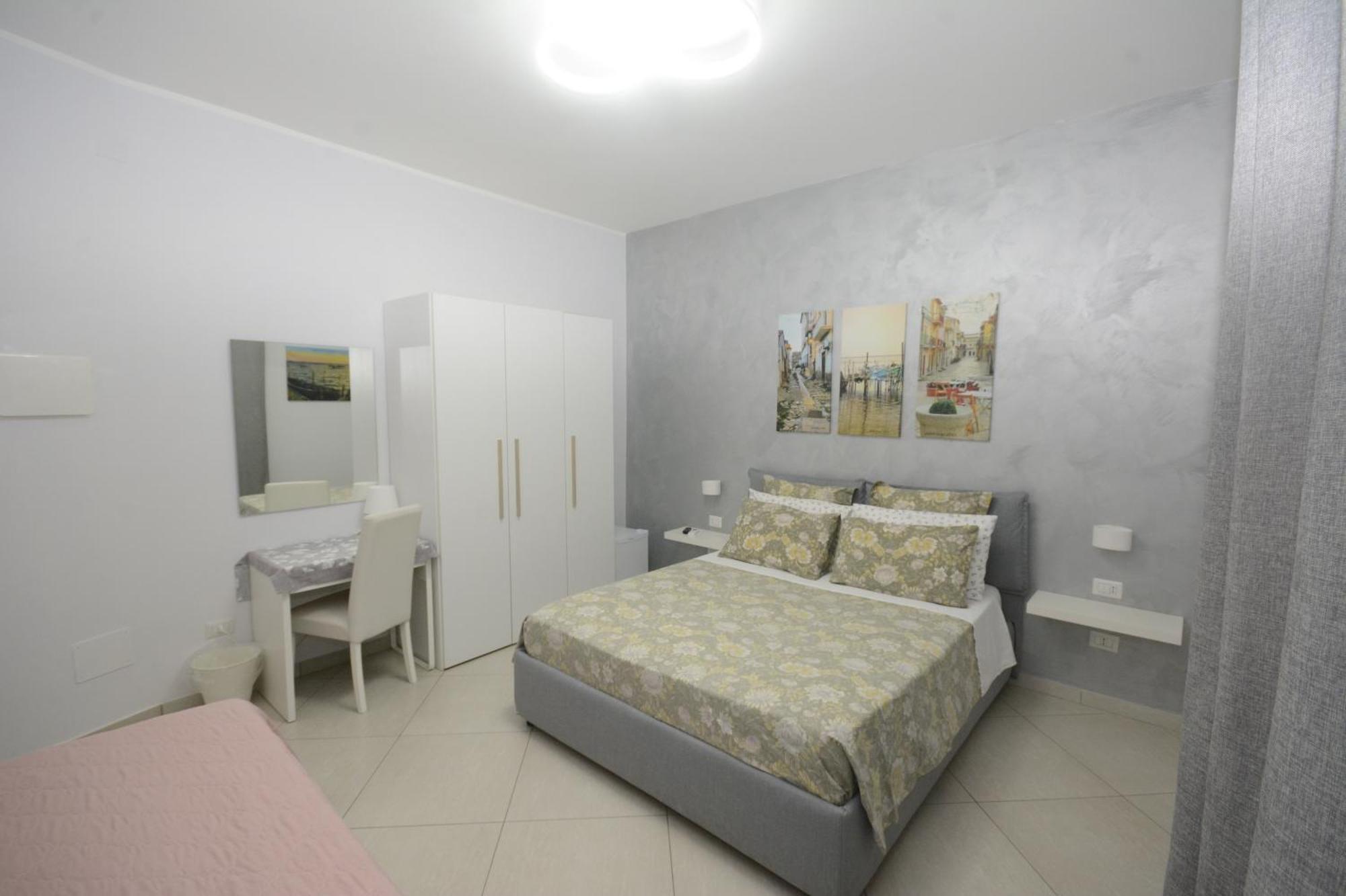 Al Vecchio Fontanile Bed & Breakfast Lesina Eksteriør bilde