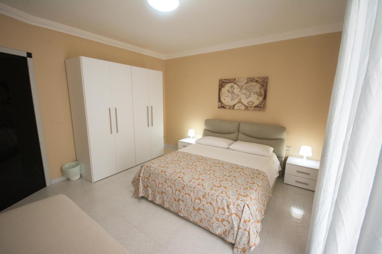 Al Vecchio Fontanile Bed & Breakfast Lesina Eksteriør bilde